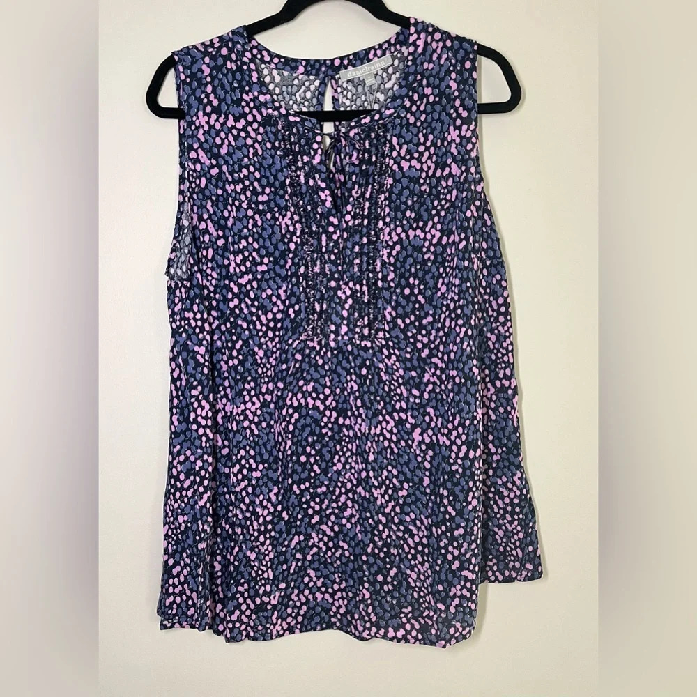 Daniel Rainn Floral Sleeveless‎ Top